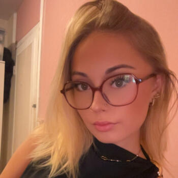 Baby-sitter Tourcoing: Clara