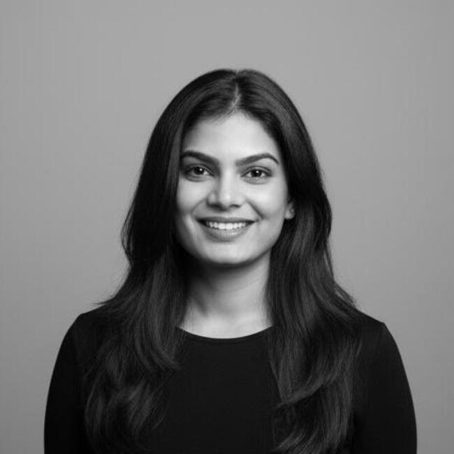 Babysitter in Milan: Shreya