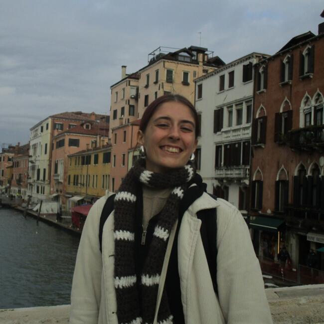 Babysitter in Sintra: Ália