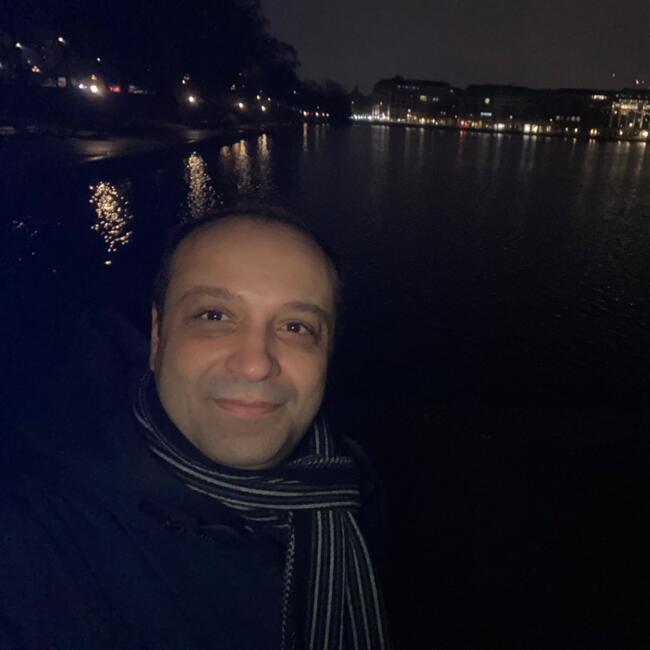 Babysitter Job in Berlin: Anouar