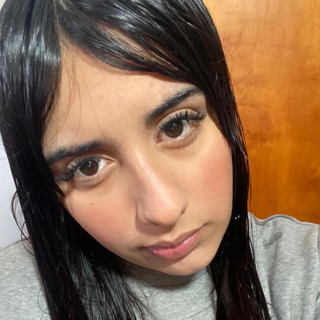 Babysitter in Moreno: Brisa nicole