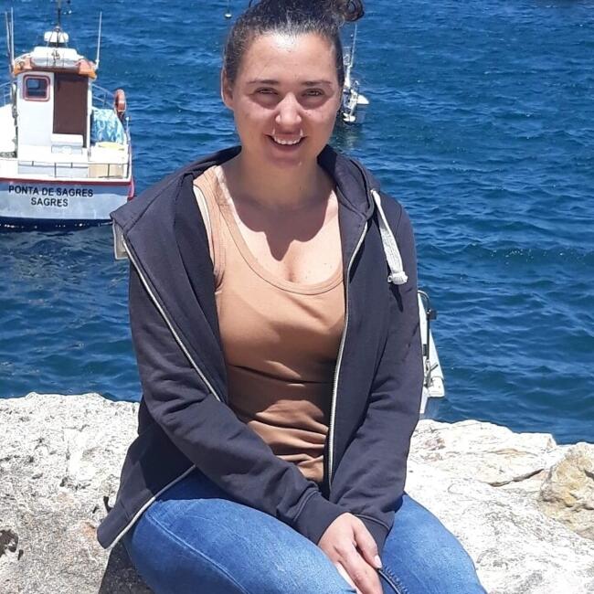 Trabalho de babysitting em Lagoa (Distrito de Faro): Catia