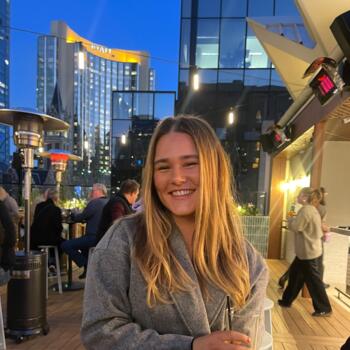 Babysitter in Melbourne: Mackenzie