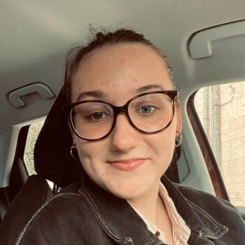 Baby-sitter Tintigny: Norah