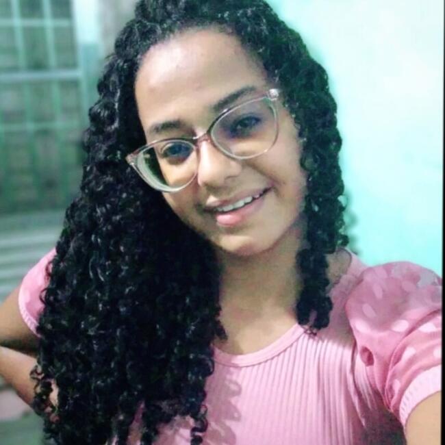 Babá em Recife: Juciana