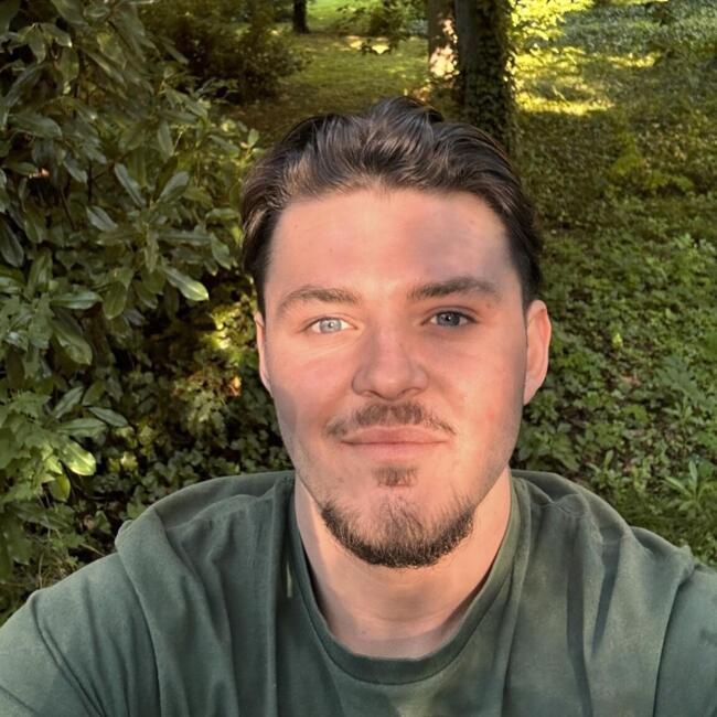 Babysitter in Izon: Baptiste