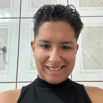 Babysitter in Caxias do Sul: Vitória