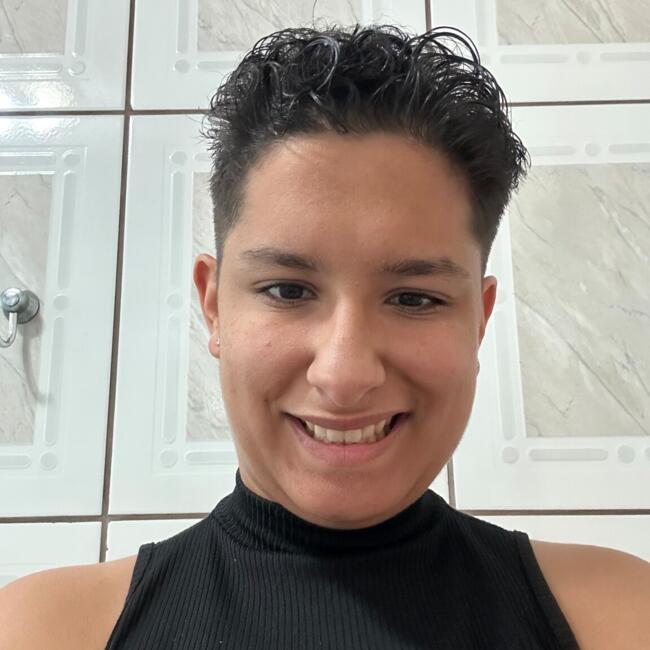 Babysitter in Caxias do Sul: Vitória