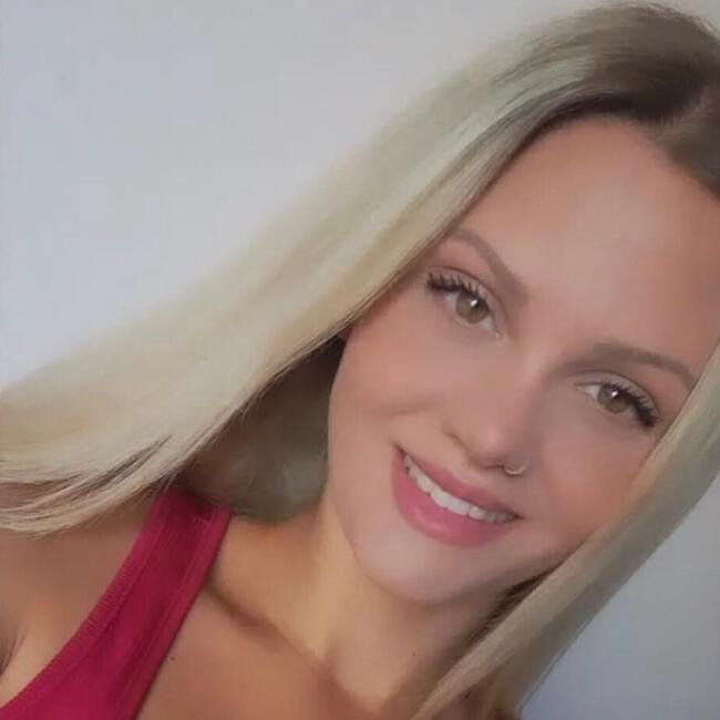 Babysitter in Athens: Αθηνά