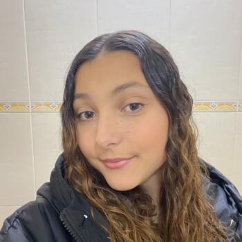 Babysitter in Trappes: Sara