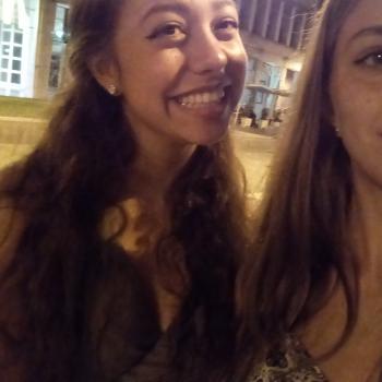 Babysitter in Livorno: Zoe