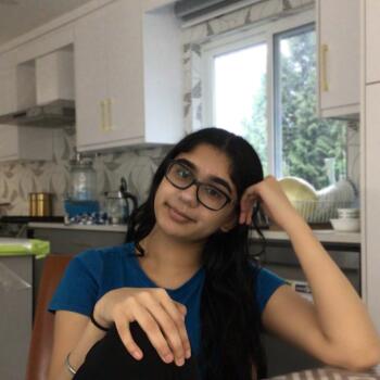 Baby-sitter in Surrey: Barleen