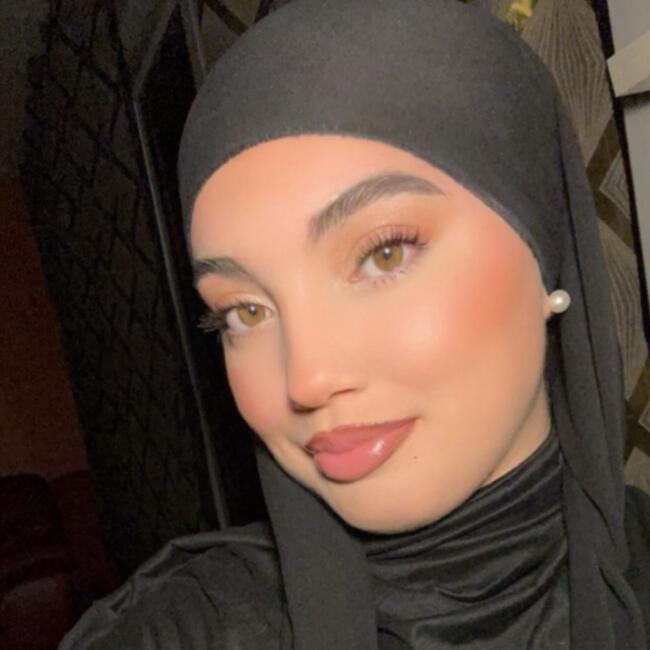 Babysitter in Luik: Inès