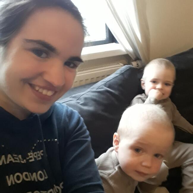 Babysitter στην περιοχή Λεϊρία: Daniela