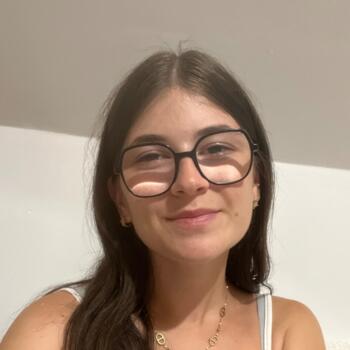 Babysitter in Rennes: Clémence