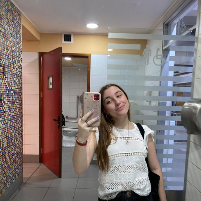 Babysitter in Montevideo: Josefina