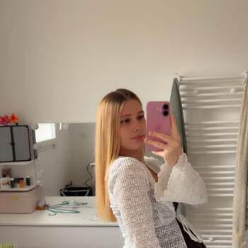 Babysitting job in Saint-Georges-lès-Baillargeaux: babysitting job Mélina