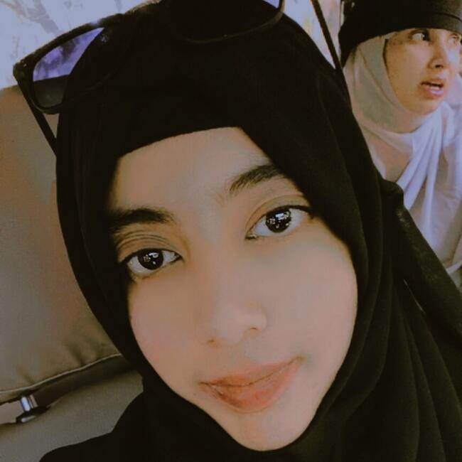 बंगलौर में बेबीसिटिंग की नौकरी: Aina