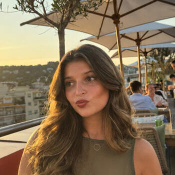 Babysitter in Tel Aviv: LOLA