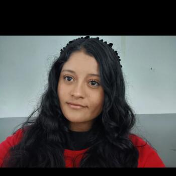 Niñera en Rancho Nácar: María