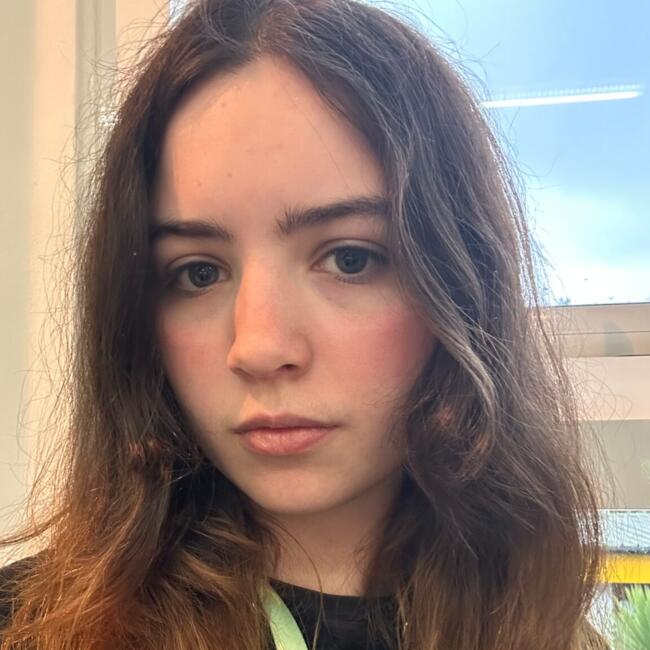 Babysitter in Aberystwyth: Tirzah