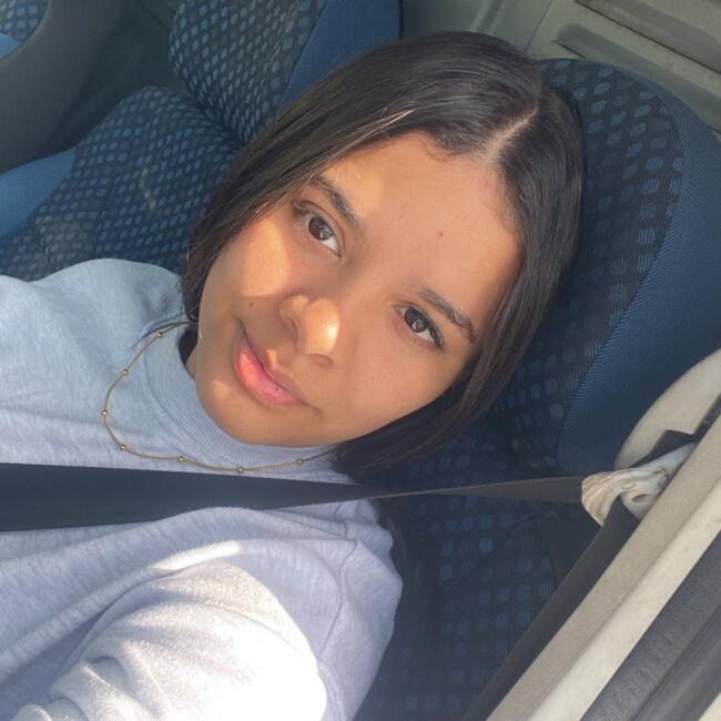 Babysitter in Águas Santas: Karolayne