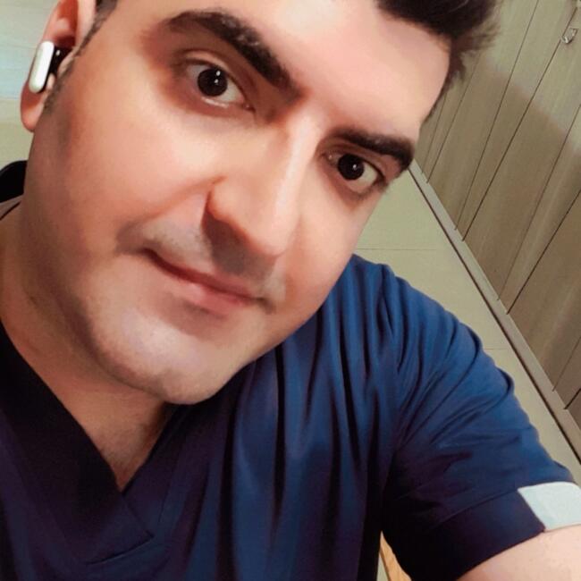 وظيفة جليسة أطفال في عجمان: Ahmed