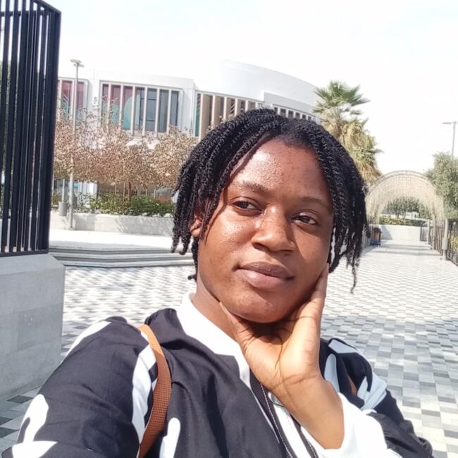 جليسة أطفال في الرياض: Sarah Tetteh