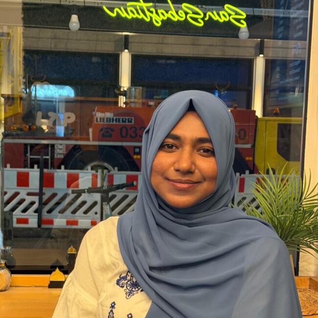 Babysitter in Berlin: Fathima