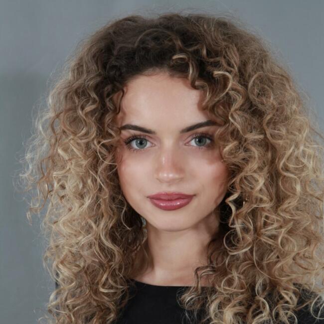 Babysitter in London: Violette