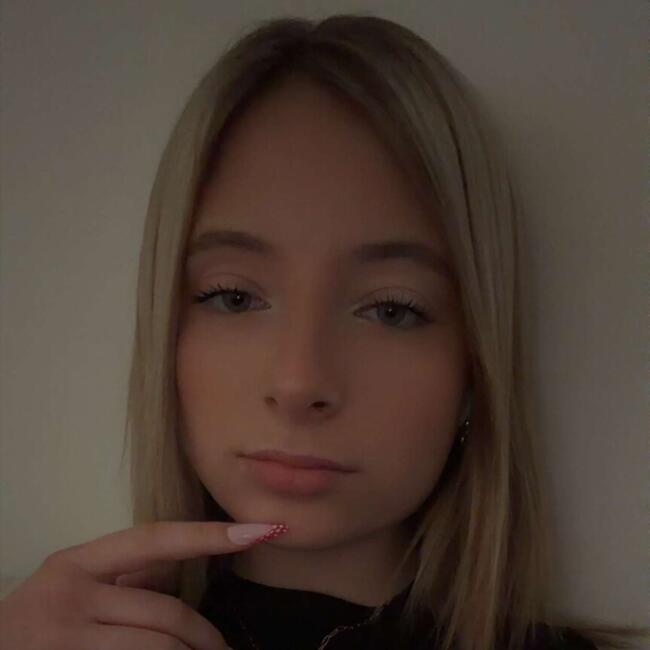 Nanny in Saint-Étienne-du-Rouvray: Marine