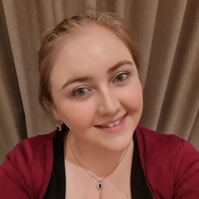 Babysitter in Dublin: Lorna Nicole