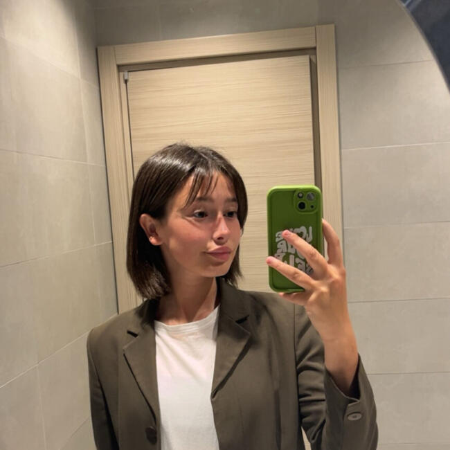 Babysitter in Brest: Oumaima