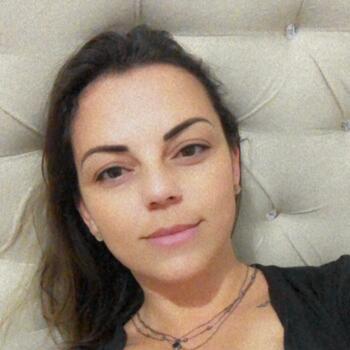 Emprego de babá em Colombo: emprego de babá Karina