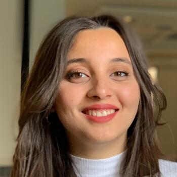 Babysitter in Montpellier: Amina