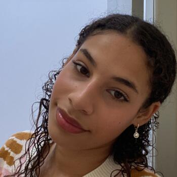 Babysitter Bento Gonçalves: Valentina