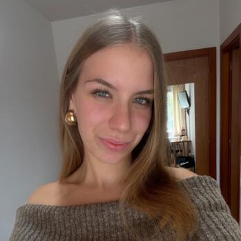 Babysitter in Zamora: Carmen