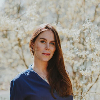 Babysitting job in Oslo: babysitting job Mira