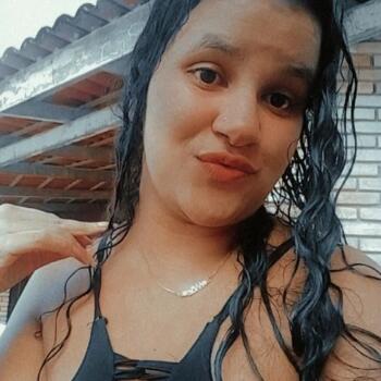 Babá em Fortaleza: Kamila