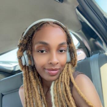Babysitting job in Phoenix: Qali