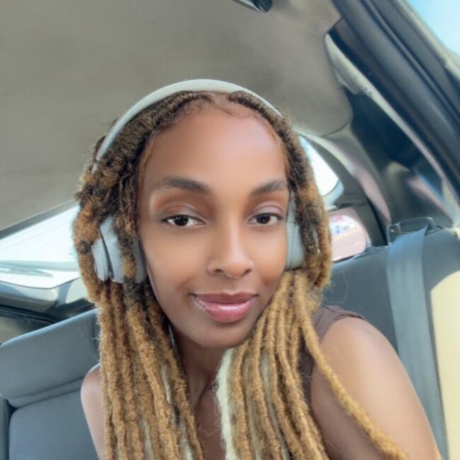 Babysitting job in Phoenix: Qali
