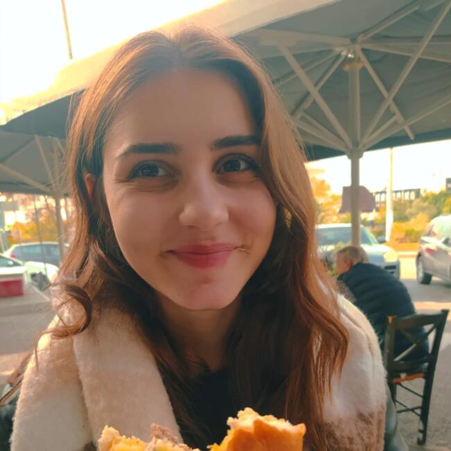 Babysitter στην περιοχή Αιγάλεω: Konstantina