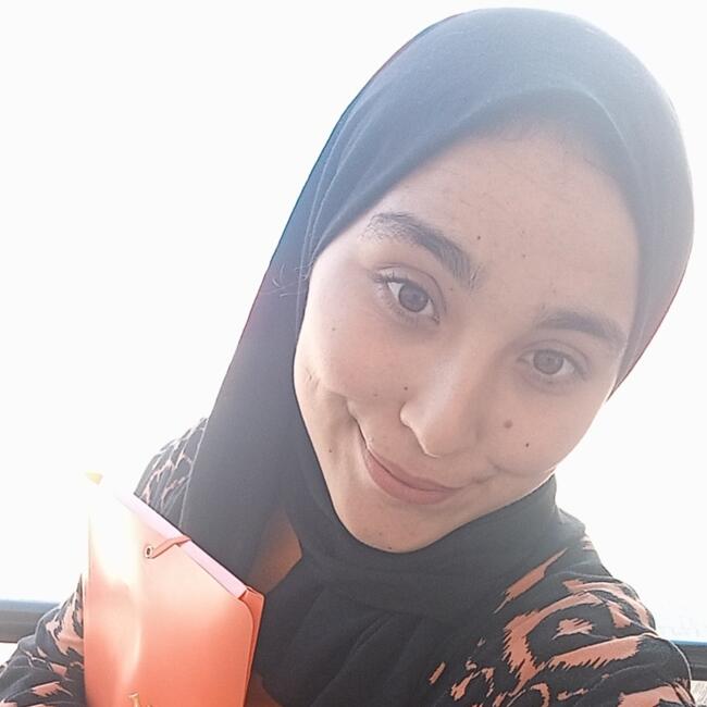 مربية أطفال في مكناس: Faiza