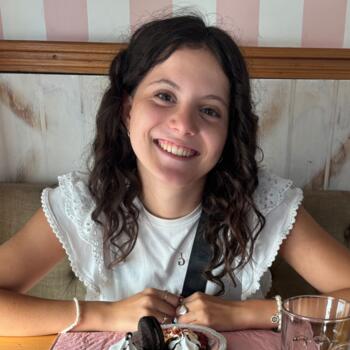 Babysitter in Montevideo: Candela