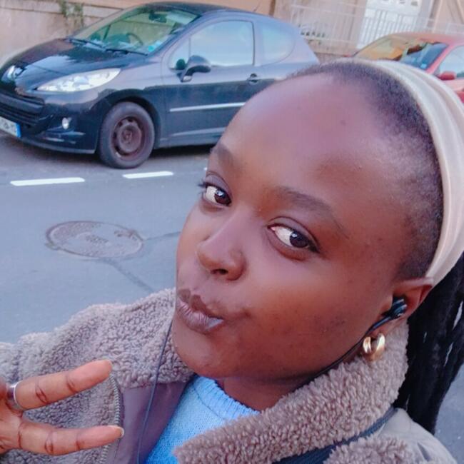 Babysitter in Albi: Christine