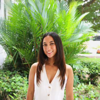 Babysitter Gold Coast: Brittany