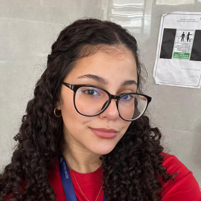 Babá em Rio de Janeiro: Camille