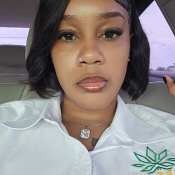 Babysitter Portmore: Shaday