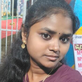 Babysitter in Uthukkottai: Dhanyasri