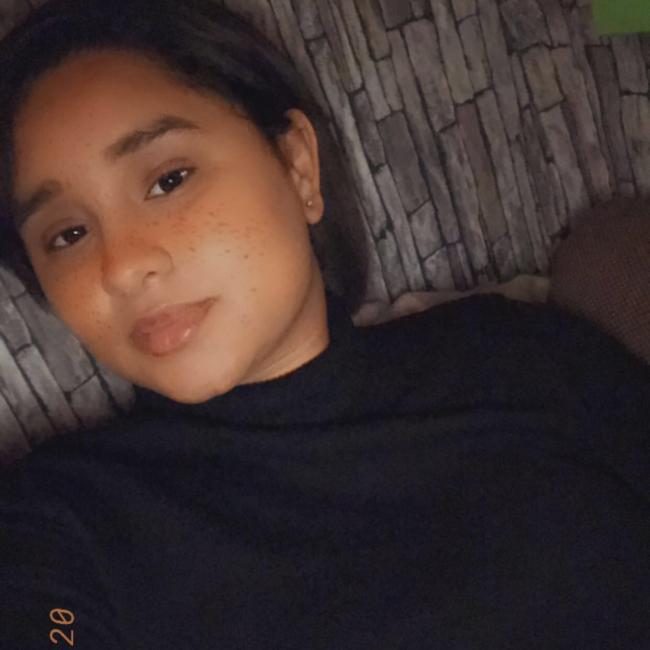 Babysitter in Brussels: Ismat